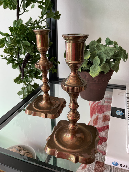 Vintage brass candlesticks (set of 2)